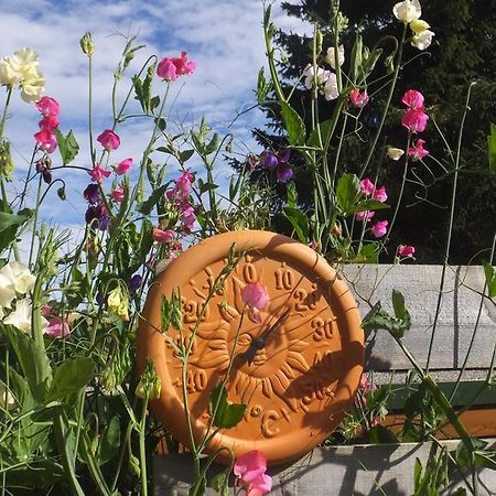 Roth Ach Bed & Breakfast Avoch Екстериор снимка