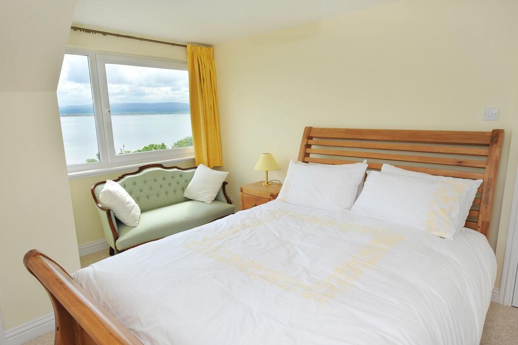 Roth Ach Bed & Breakfast Avoch Стая снимка